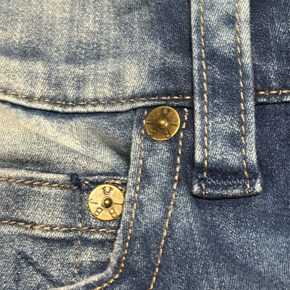 True Religion ROCCO Relaxed Skinny Jeans 34 Premium Wash Denim